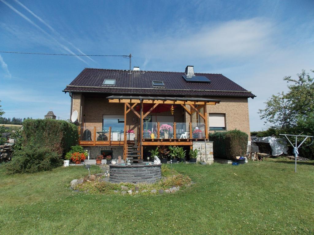 Ferienwohnung Inge Blum Müllenbach エクステリア 写真