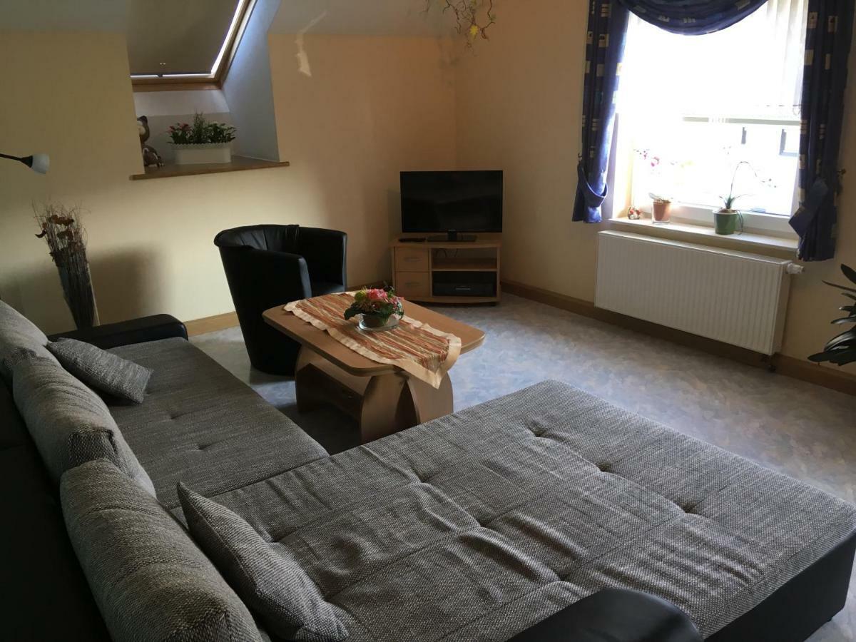 Ferienwohnung Inge Blum Müllenbach エクステリア 写真